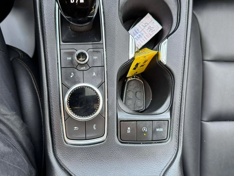 2021 Cadillac XT4 - Image 13 of 20