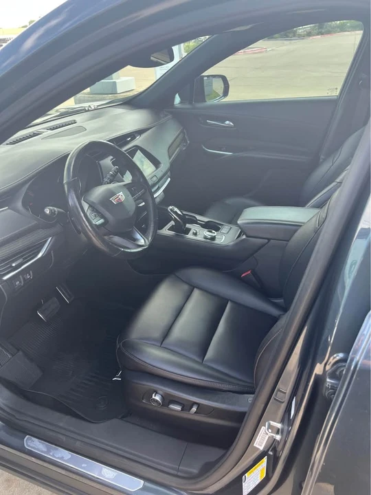 2021 Cadillac XT4 - Image 6 of 8