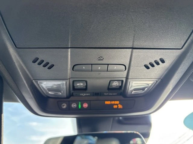 2021 Cadillac XT4 - Image 13 of 19