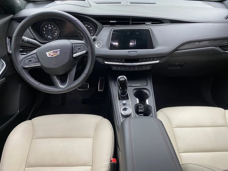 2021 Cadillac XT4 - Image 13 of 16