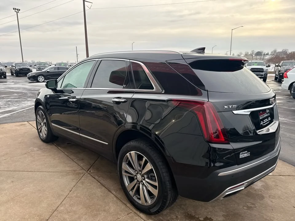 2021 Cadillac XT5 - Image 4 of 18