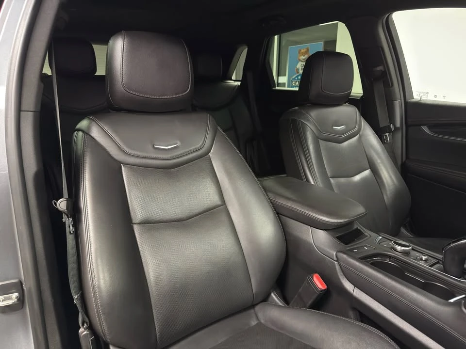 2021 Cadillac XT5 - Image 9 of 17