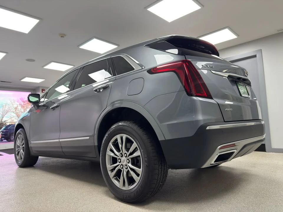 2021 Cadillac XT5 - Image 3 of 17