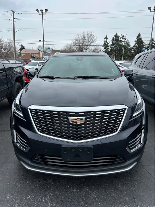 2021 Cadillac XT5 - Image 2 of 12