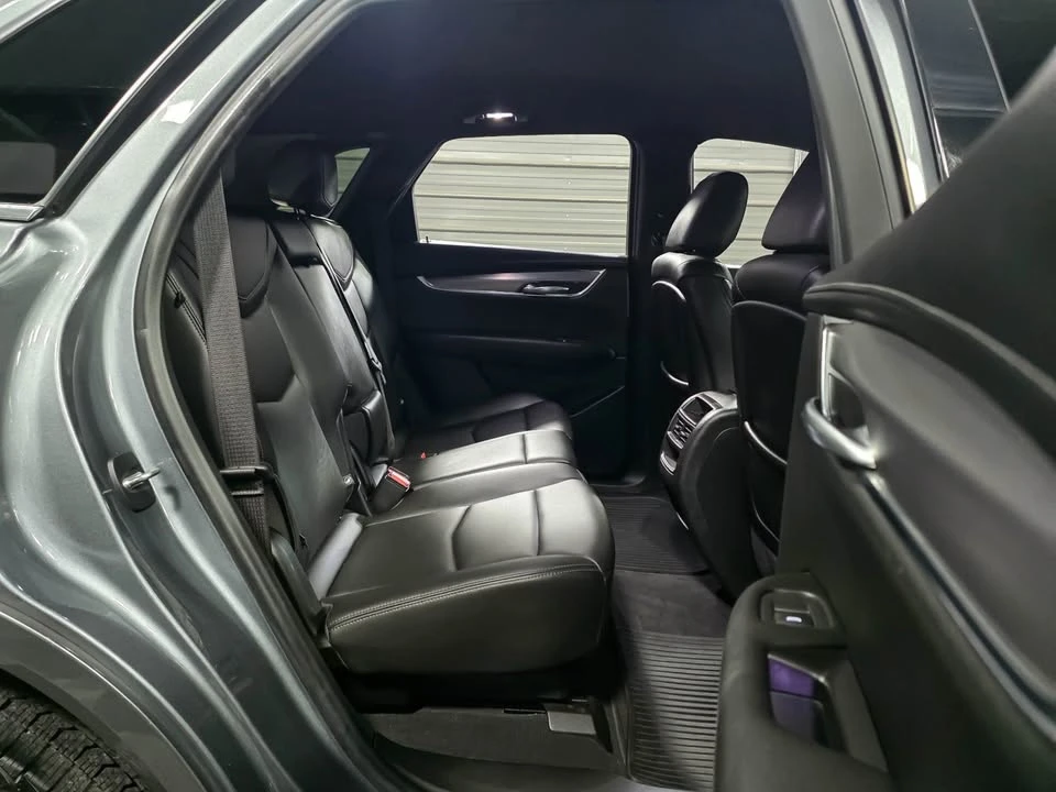 2021 Cadillac XT5 - Image 15 of 18