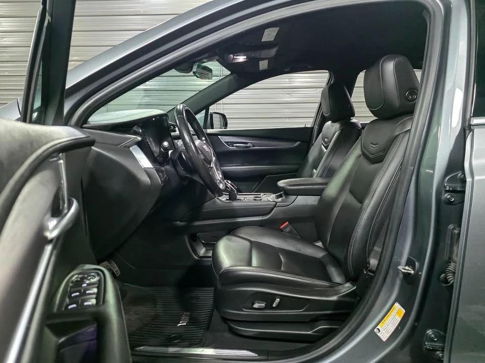 2021 Cadillac XT5 - Image 11 of 18