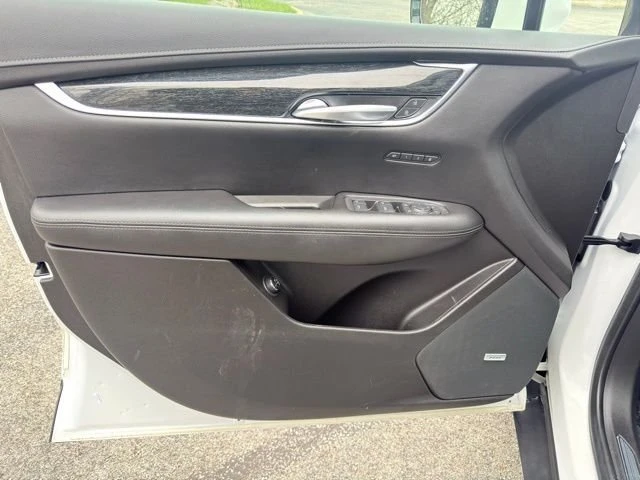 2021 Cadillac XT5 - Image 12 of 20