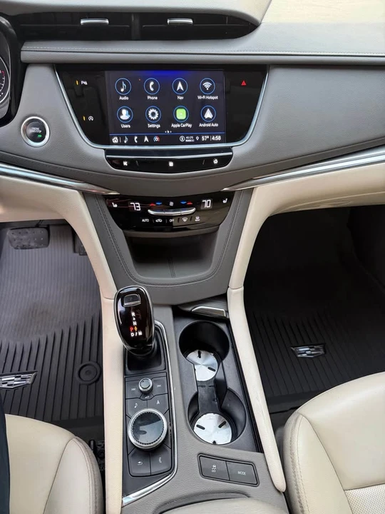 2021 Cadillac XT5 - Image 8 of 11