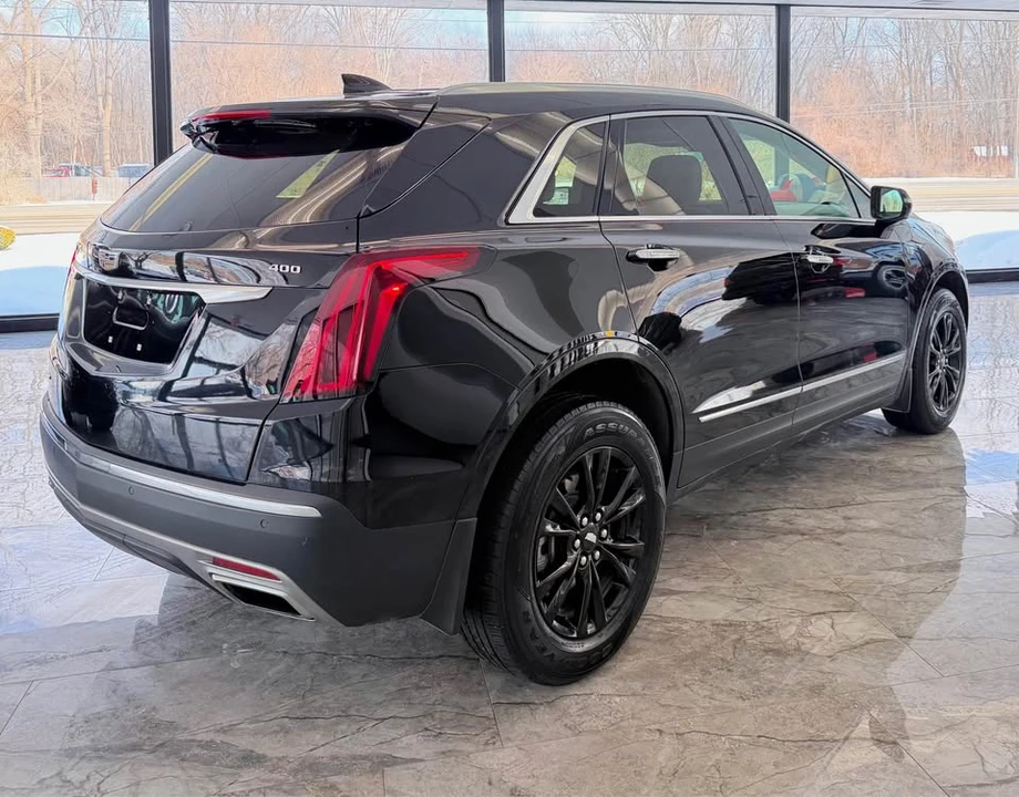 2021 Cadillac XT5 - Image 5 of 20