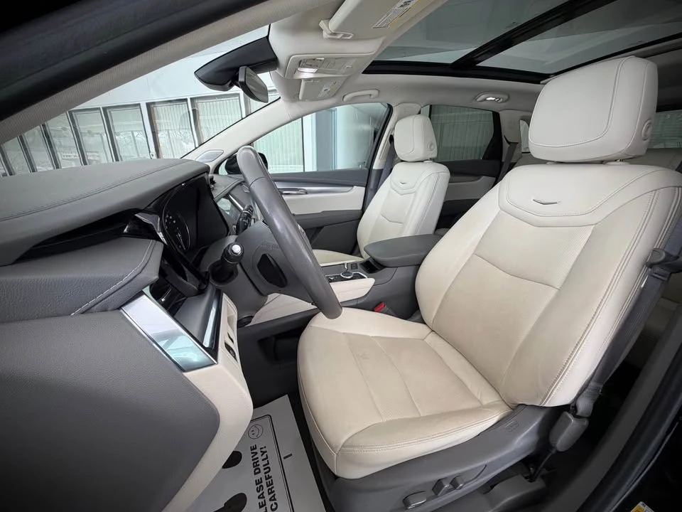 2021 Cadillac XT5 - Image 11 of 20