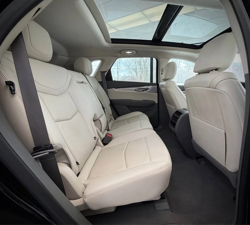 2021 Cadillac XT5 - Image 13 of 20