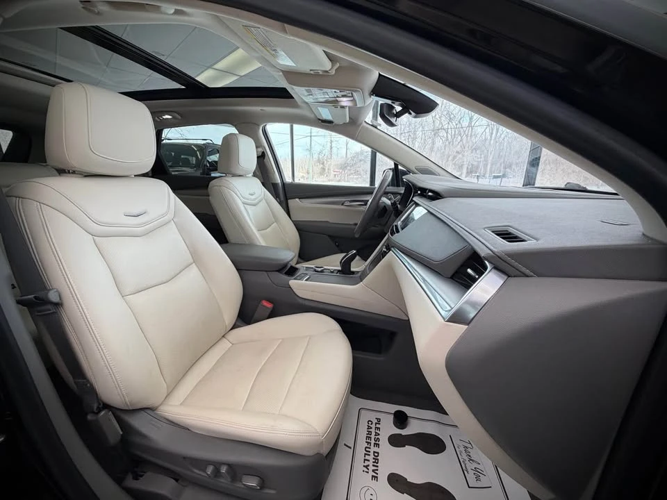 2021 Cadillac XT5 - Image 14 of 20