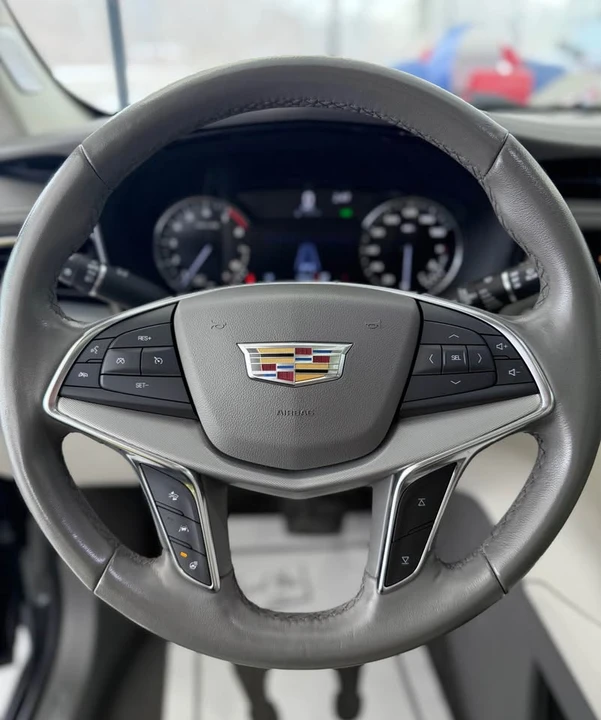 2021 Cadillac XT5 - Image 17 of 20