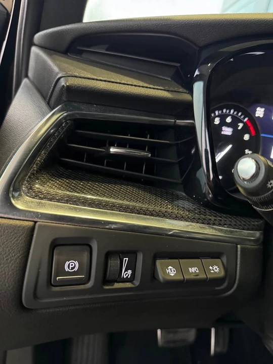 2021 Cadillac XT5 - Image 18 of 20