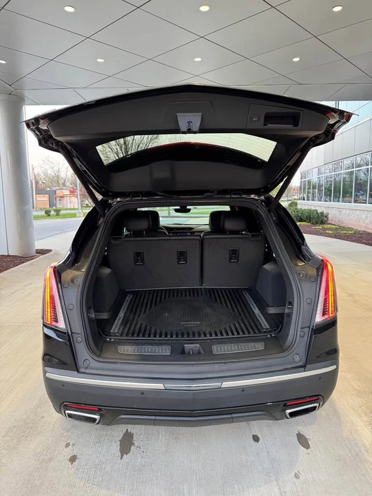 2021 Cadillac XT5 - Image 8 of 20