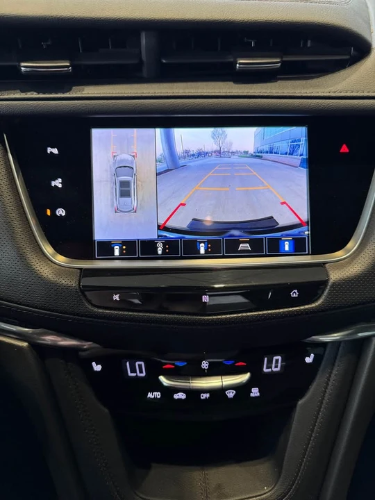 2021 Cadillac XT5 - Image 15 of 20