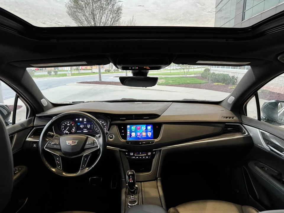 2021 Cadillac XT5 - Image 10 of 20