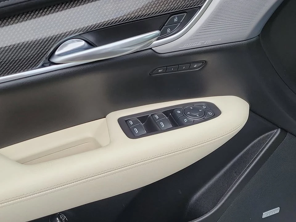 2021 Cadillac XT5 - Image 9 of 18