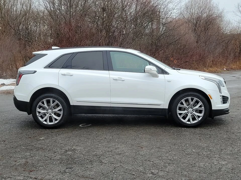 2021 Cadillac XT5 - Image 12 of 18