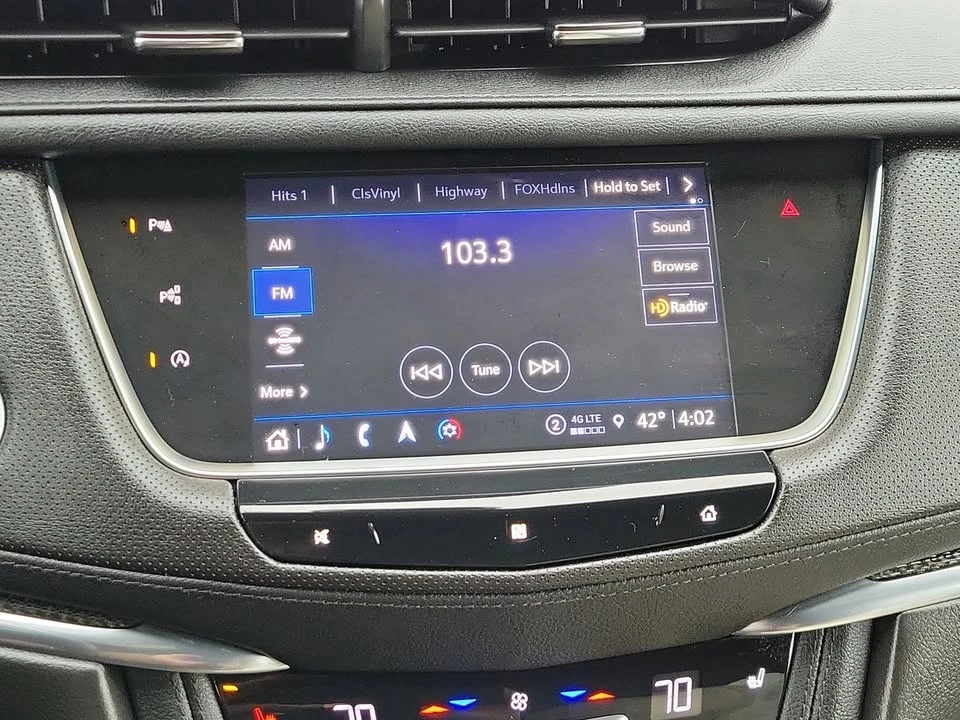 2021 Cadillac XT5 - Image 3 of 18
