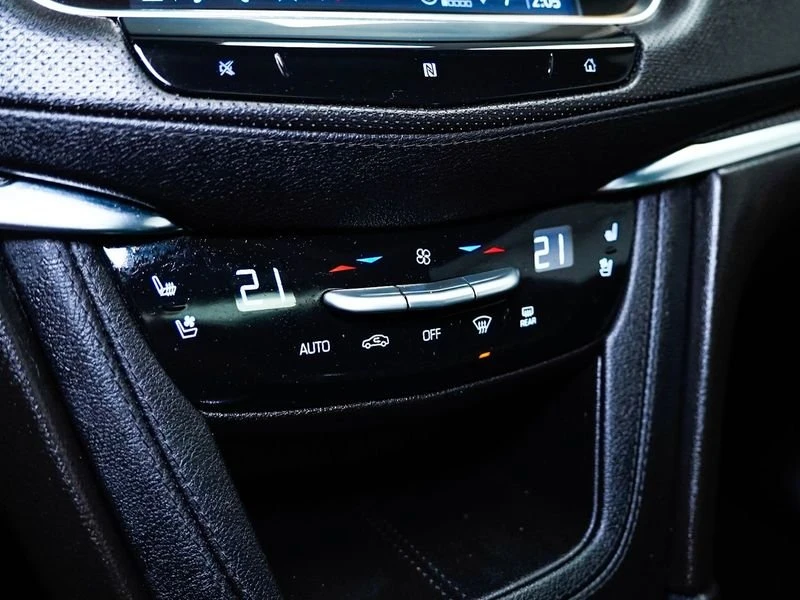 2021 Cadillac XT5 - Image 16 of 20