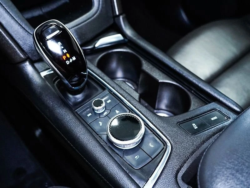 2021 Cadillac XT5 - Image 15 of 20