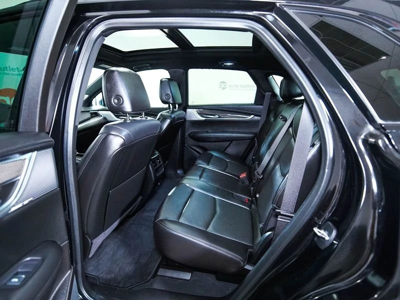 2021 Cadillac XT5 - Image 11 of 20