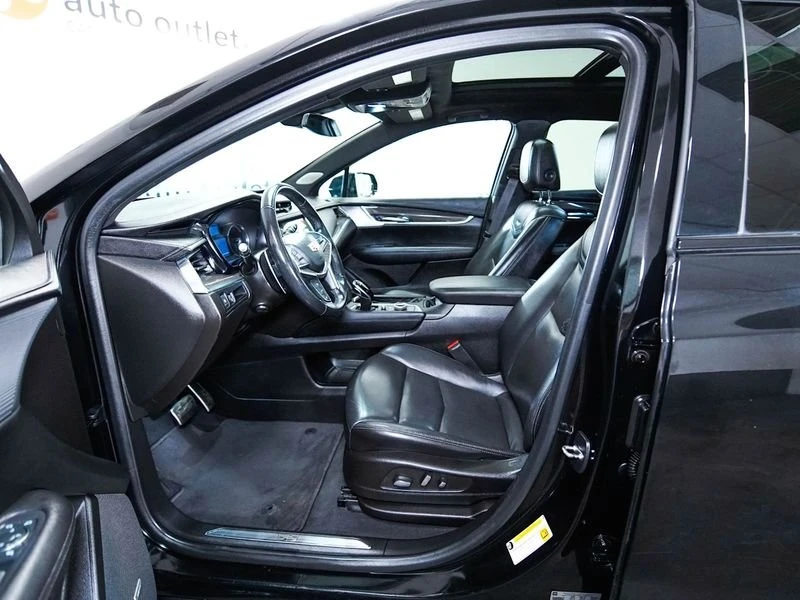2021 Cadillac XT5 - Image 13 of 20