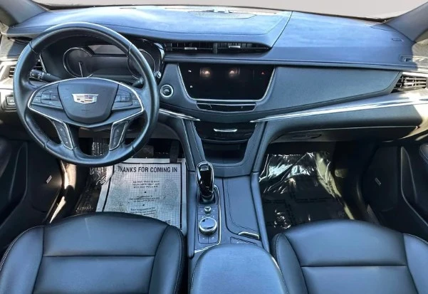 2021 Cadillac XT5 - Image 8 of 12