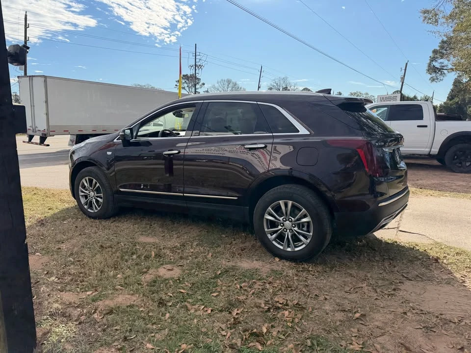 2021 Cadillac XT5 - Image 3 of 11