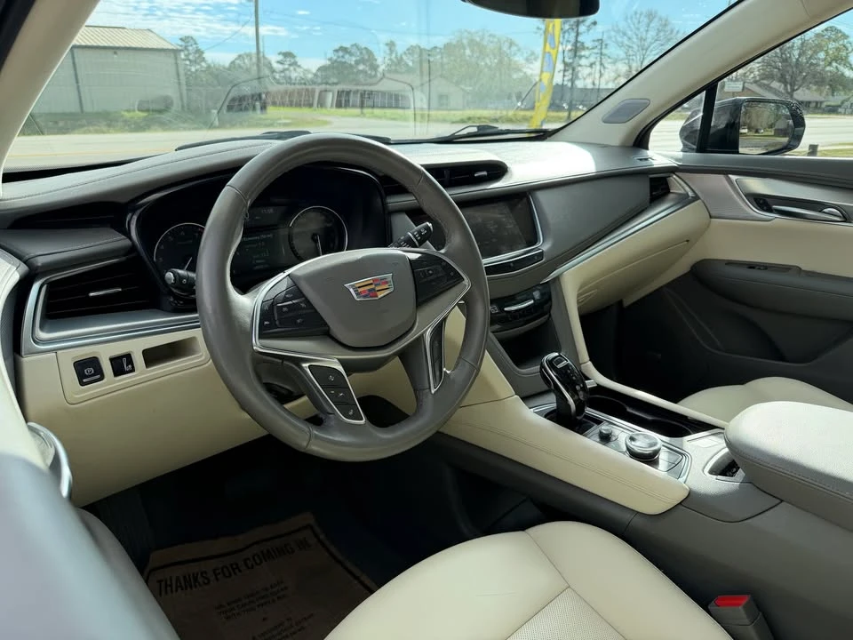 2021 Cadillac XT5 - Image 7 of 11