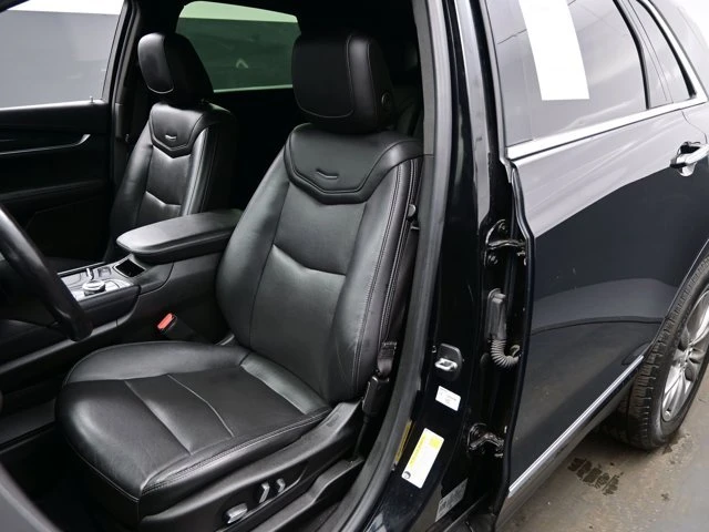 2021 Cadillac XT5 - Image 11 of 20