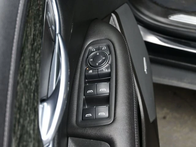 2021 Cadillac XT5 - Image 9 of 20