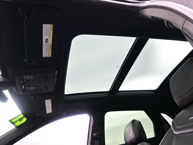 2021 Cadillac XT5 - Image 17 of 20