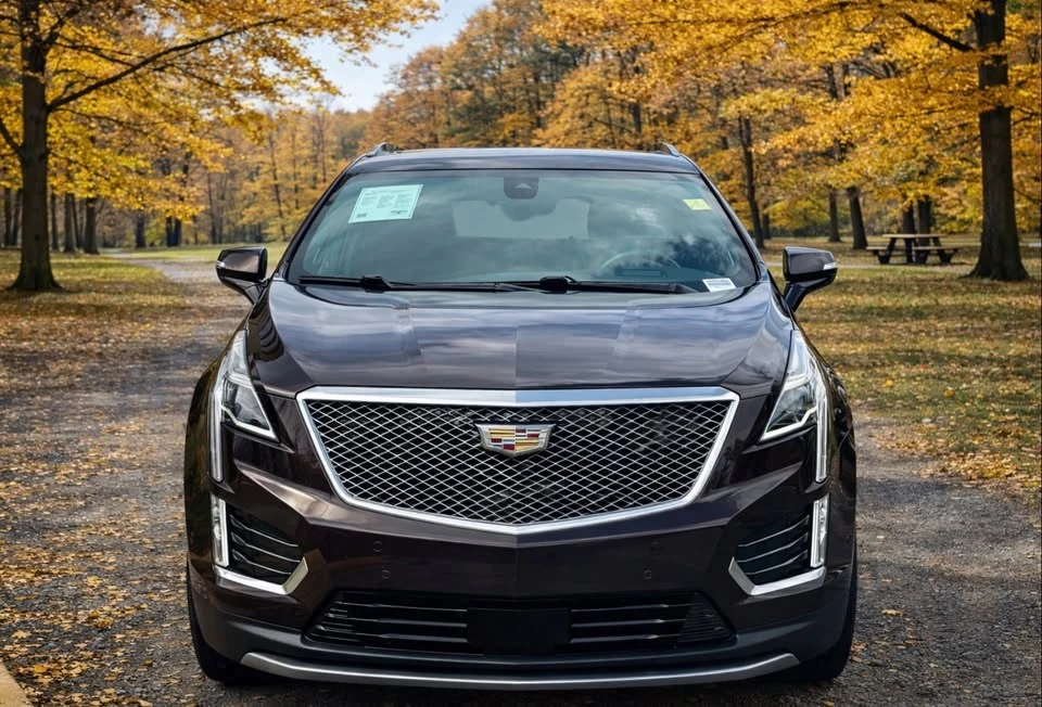 2021 Cadillac XT5 - Image 2 of 15