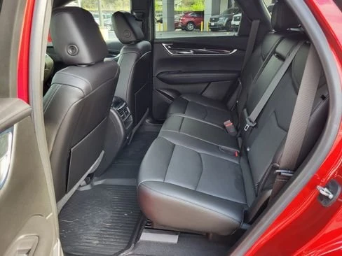 2021 Cadillac XT5 - Image 15 of 20