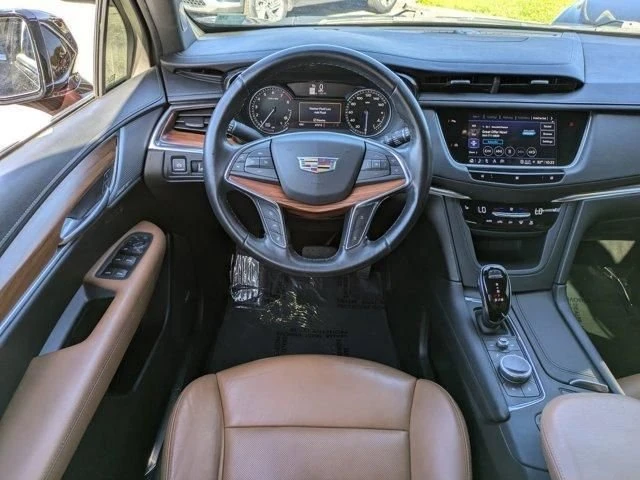 2021 Cadillac XT5 - Image 16 of 19