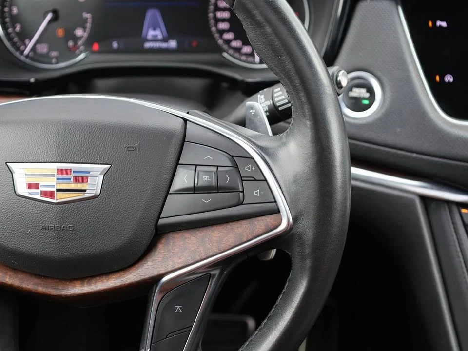 2021 Cadillac XT5 - Image 16 of 20