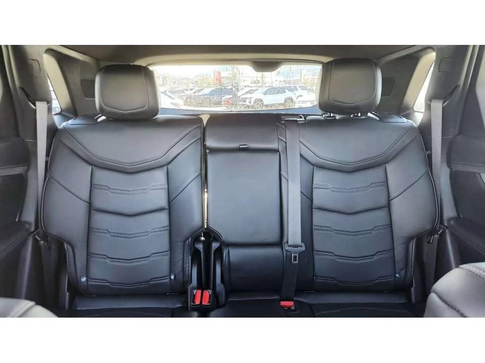 2021 Cadillac XT5 - Image 9 of 11