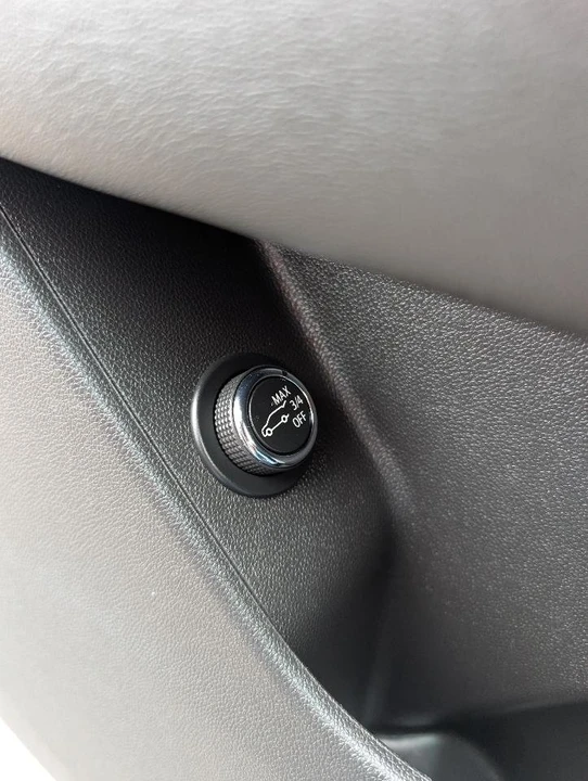 2021 Cadillac XT6 - Image 15 of 19