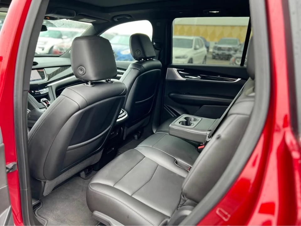 2021 Cadillac XT6 - Image 9 of 10