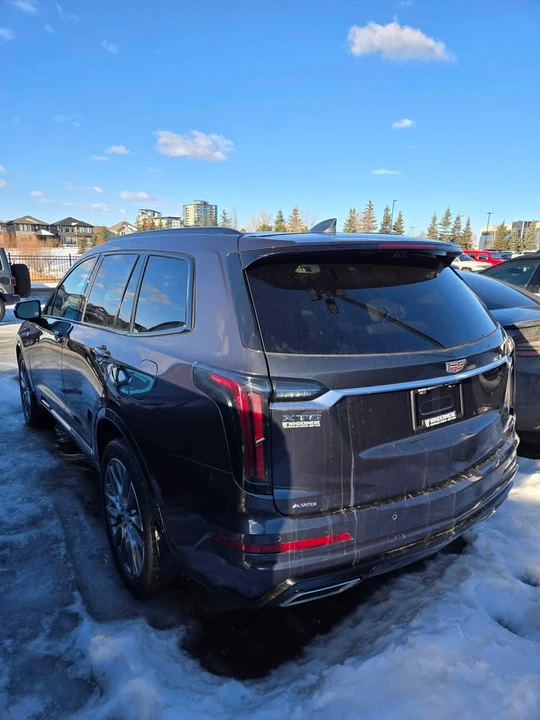 2021 Cadillac XT6 - Image 3 of 6