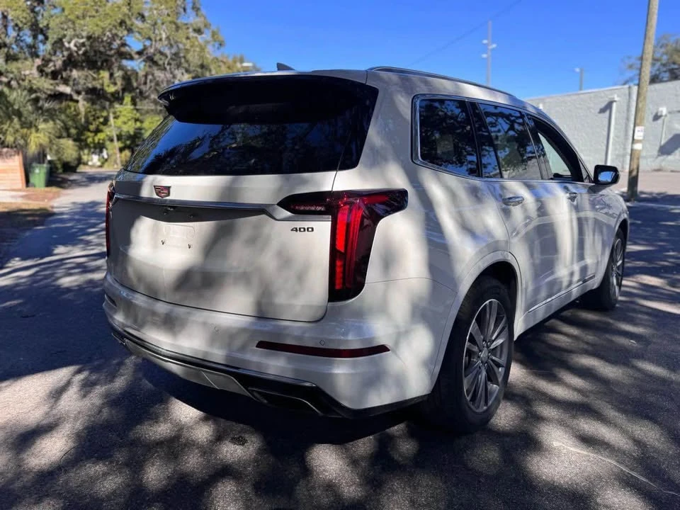 2021 Cadillac XT6 - Image 12 of 14
