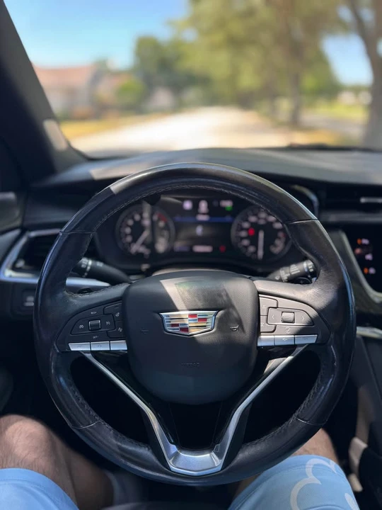 2021 Cadillac XT6 - Image 15 of 19
