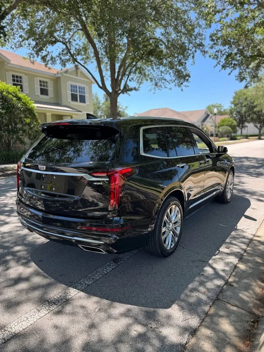 2021 Cadillac XT6 - Image 5 of 19