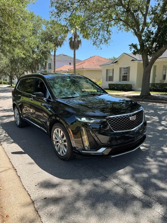 2021 Cadillac XT6 - Image 2 of 20