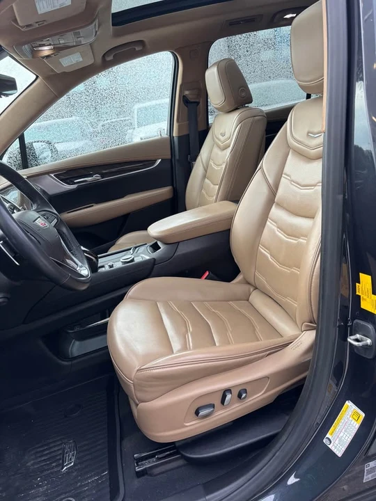 2021 Cadillac XT6 - Image 9 of 10