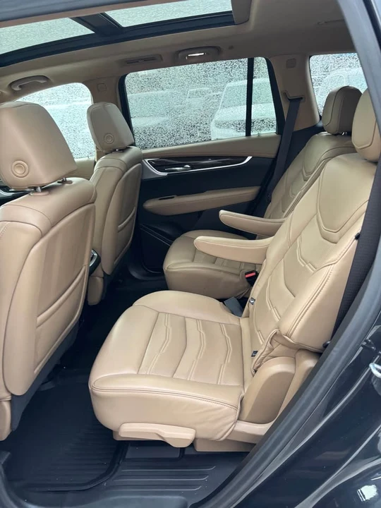 2021 Cadillac XT6 - Image 5 of 10