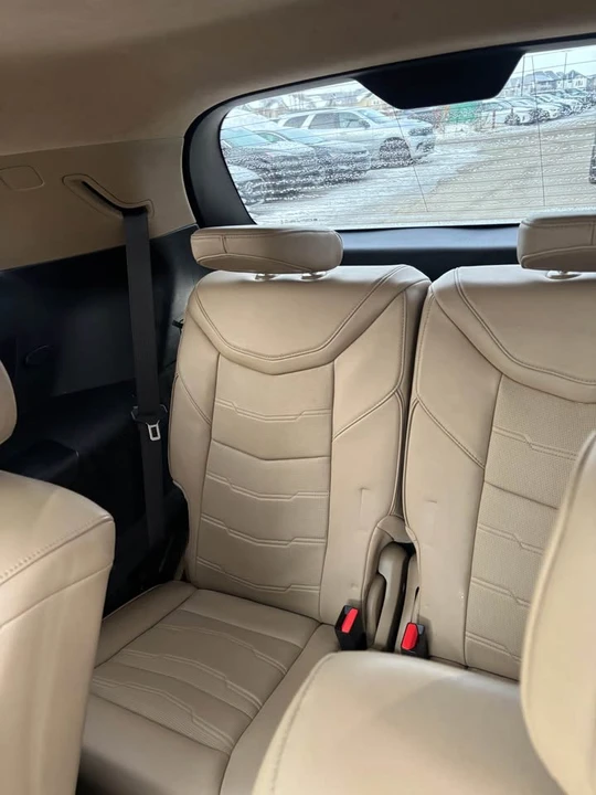 2021 Cadillac XT6 - Image 6 of 10