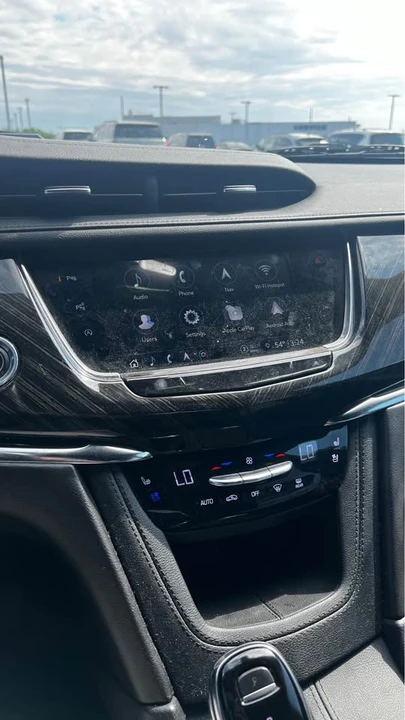 2021 Cadillac XT6 - Image 10 of 11